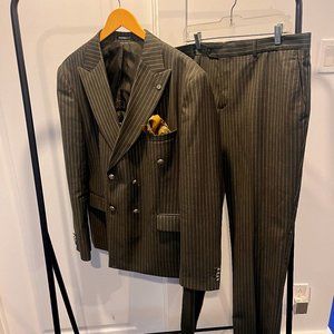 Green Ramzoti Suit, Pants never used size 44-54 Made in Turkey